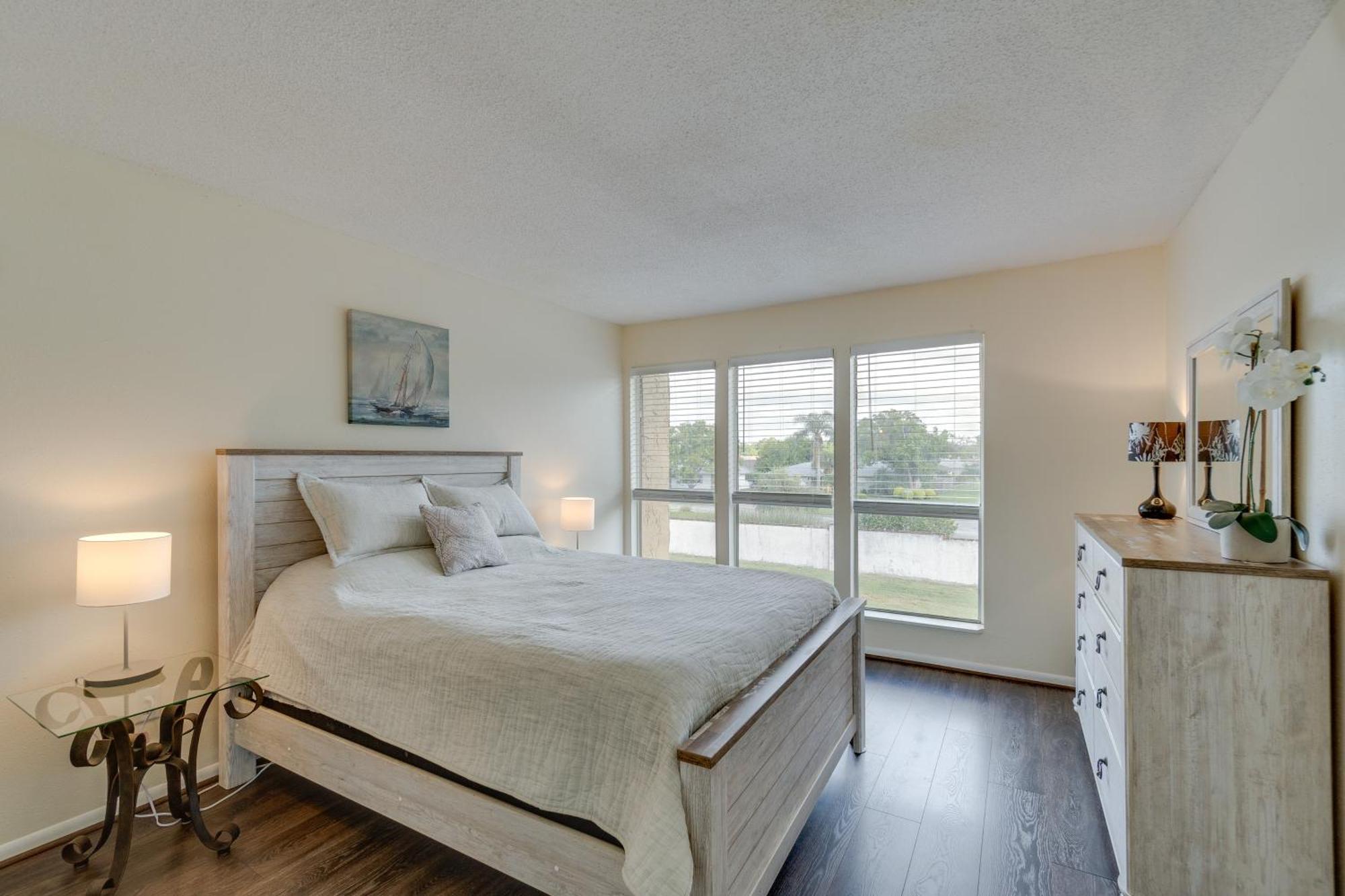 Updated Sienna Park Condo - 4 Miles To Siesta Key! サラソータ エクステリア 写真