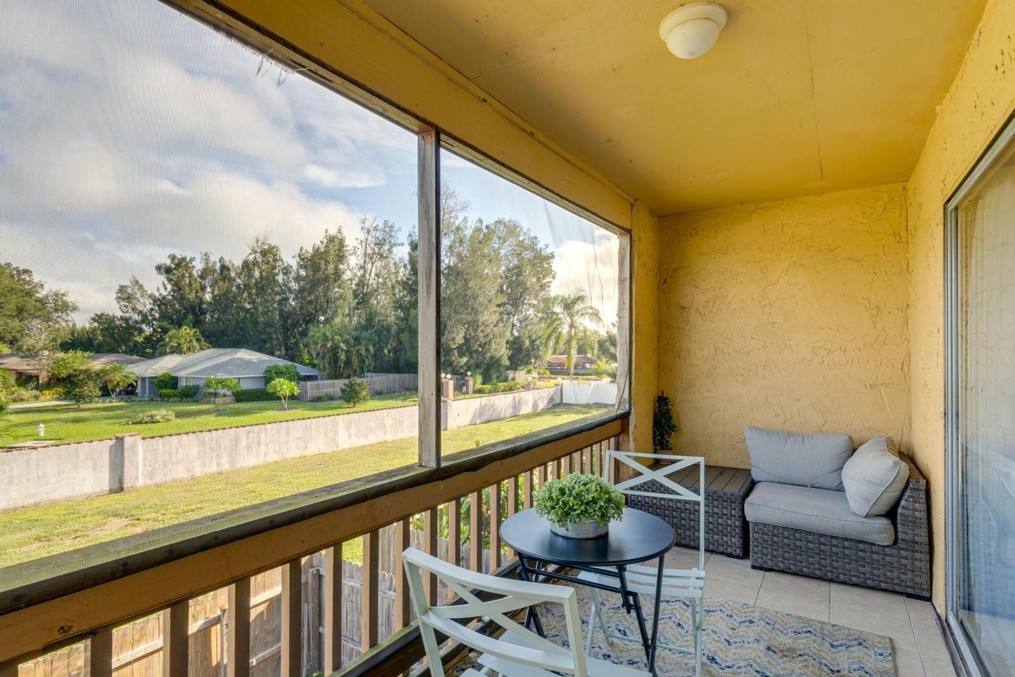 Updated Sienna Park Condo - 4 Miles To Siesta Key! サラソータ エクステリア 写真